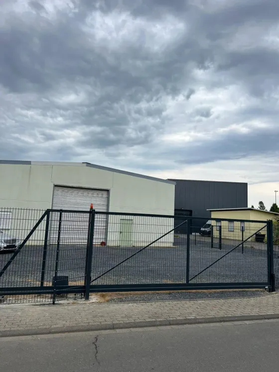 Industriezaun in Ansbach - fachgerechte Ausführung vor Ort